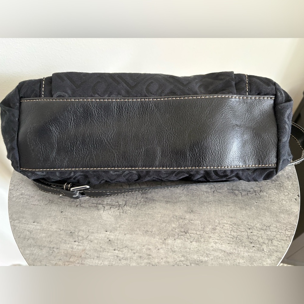 Liz Claiborne Fabric/Faux Leather Black Shoulder Bag Logo Pattern Strap Ring - Picture 9 of 12